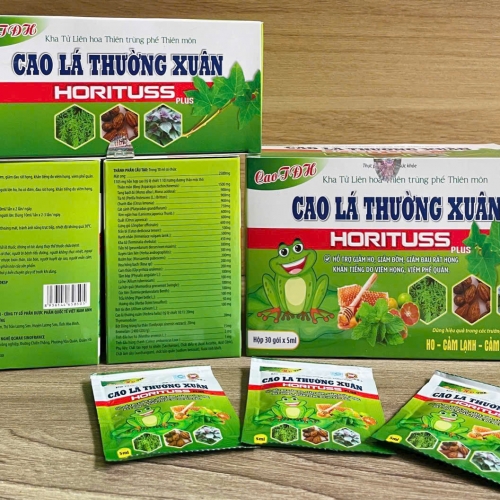 SIRO GÓI CAO LÁ THƯỜNG XUÂN HORITUSS, HỘP 30 GÓI. GIÚP GIẢM HO KÉO DÀI, HO ĐỜM, NGỨA RÁT HỌNG, KHẢN TIẾNG ĐAU HỌNG,...