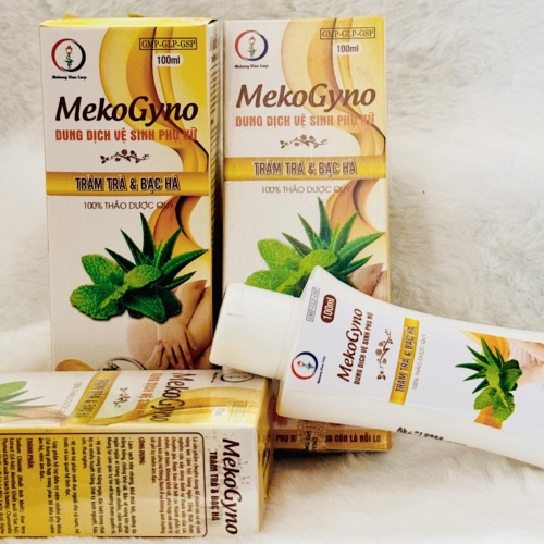 DUNG DỊCH VỆ SINH MEKO GYNO TRÀM TRÀ & BẠC HÀ. GIÚP NGĂN NGỪA VI TRÙNG GÂY VIÊM NHIỄM, NẤM NGỨA. MANG LẠI CẢM GIÁC TỰ TIN VỚI HƯƠNG THƠM QUYẾN RŨ...