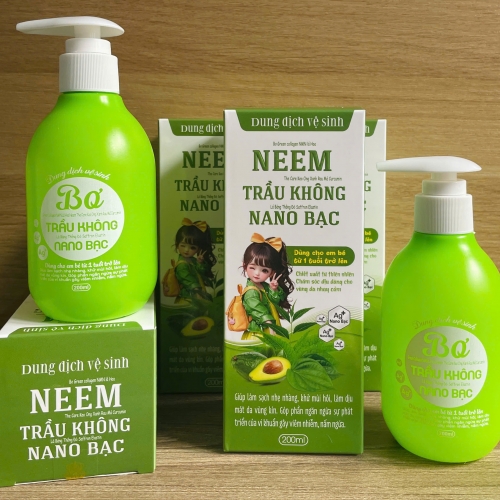 DUNG DỊCH VỆ SINH BƠ TRẦU KHÔNG NANO BẠC DÀNH CHO TRẺ EM TỪ 1 TUỔI TRỞ LÊN. CHAI 200ml